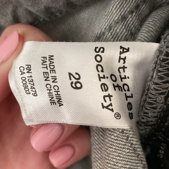 Articles of Society Gray Denim Shorts Size 29 - Picture 2 of 3